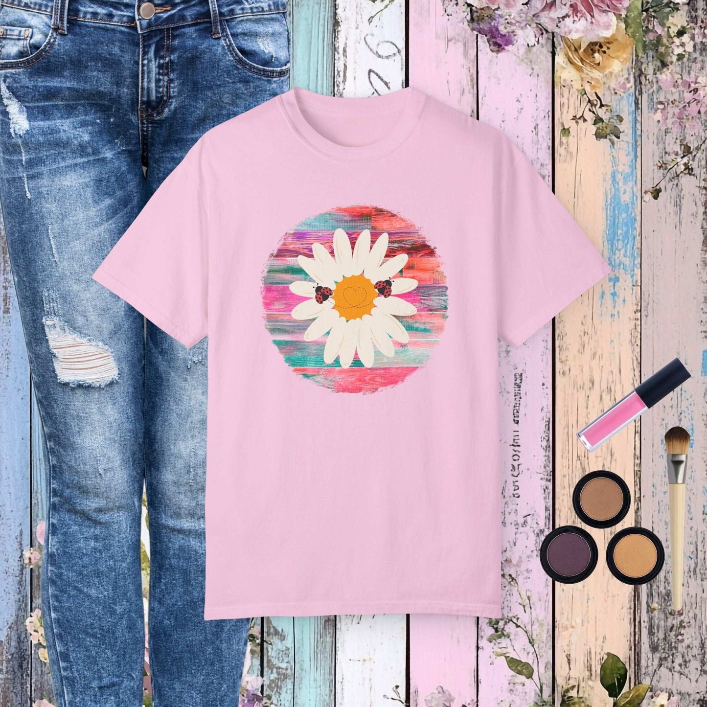 Ladybug Love Daisy T-shirt - Blossom / S - T-Shirt